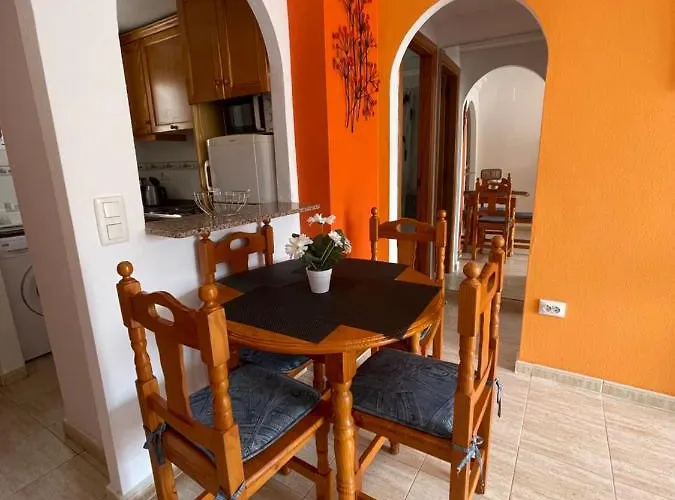 Апартаменти Atica Casa 110 *